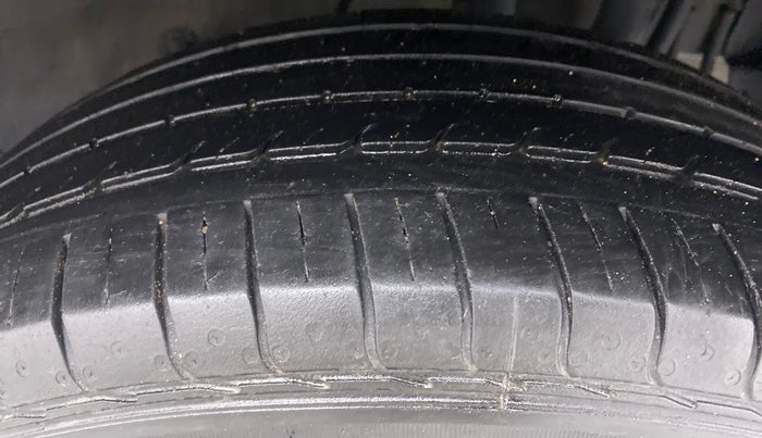 2021 Tata NEXON XM SUNROOF PETROL, Petrol, Manual, 44,901 km, Left Rear Tyre Tread
