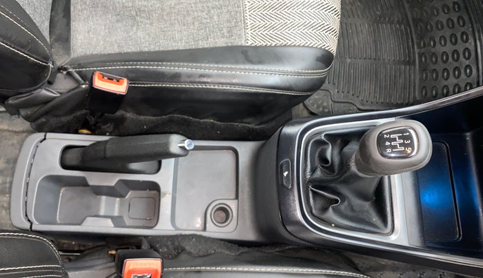 2021 Tata ALTROZ XM PETROL, Petrol, Manual, 34,578 km, Gear Lever