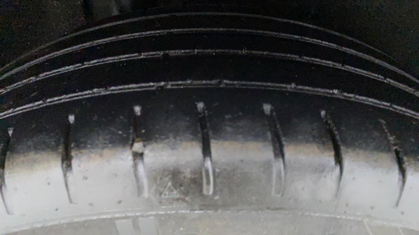 2019 Toyota Glanza G CVT, Petrol, Automatic, 45,097 km, Left Rear Tyre Tread