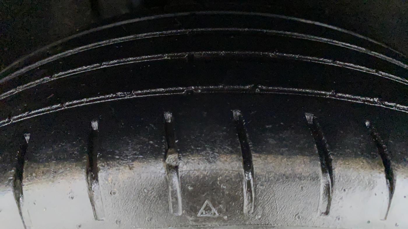 2019 Toyota Glanza G CVT, Petrol, Automatic, 45,097 km, Right Rear Tyre Tread