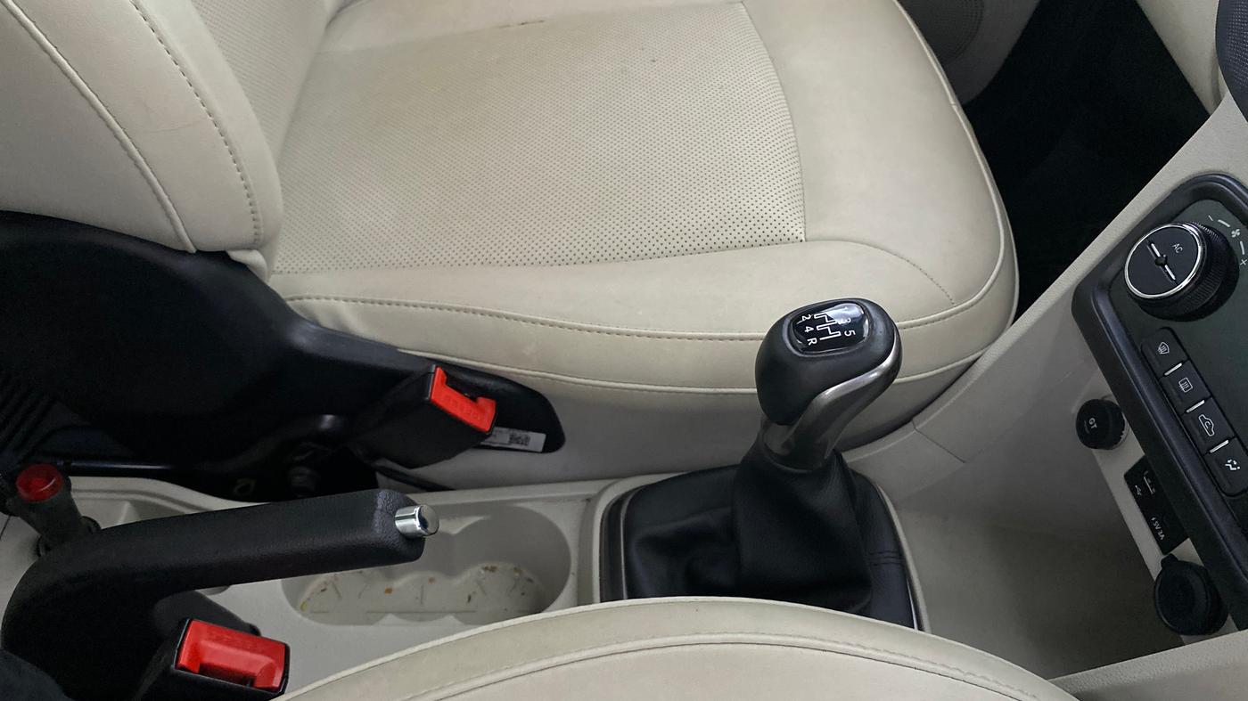 2024 Tata TIGOR XZ PLUS PETROL, CNG, Manual, 14,989 km, Gear Lever