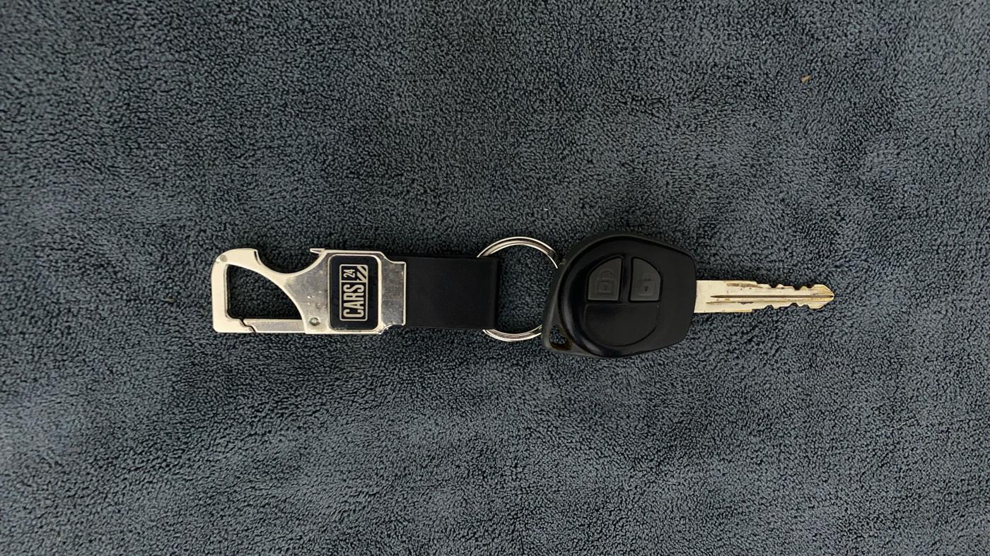 2012 Maruti Swift VXI, Petrol, Manual, 62,456 km, Key Close Up