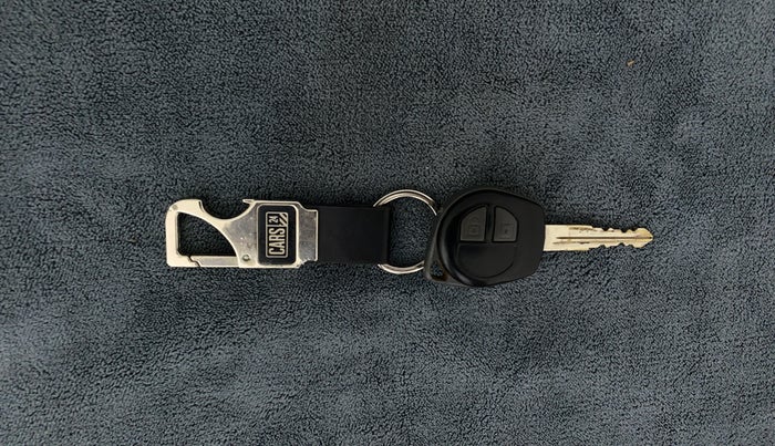 2012 Maruti Swift VXI, Petrol, Manual, 62,456 km, Key Close Up