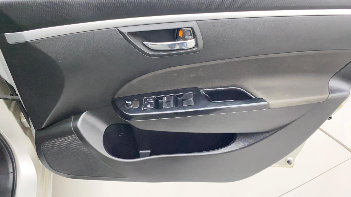 2012 Maruti Swift VXI, Petrol, Manual, 62,456 km, Driver Side Door Panels Control