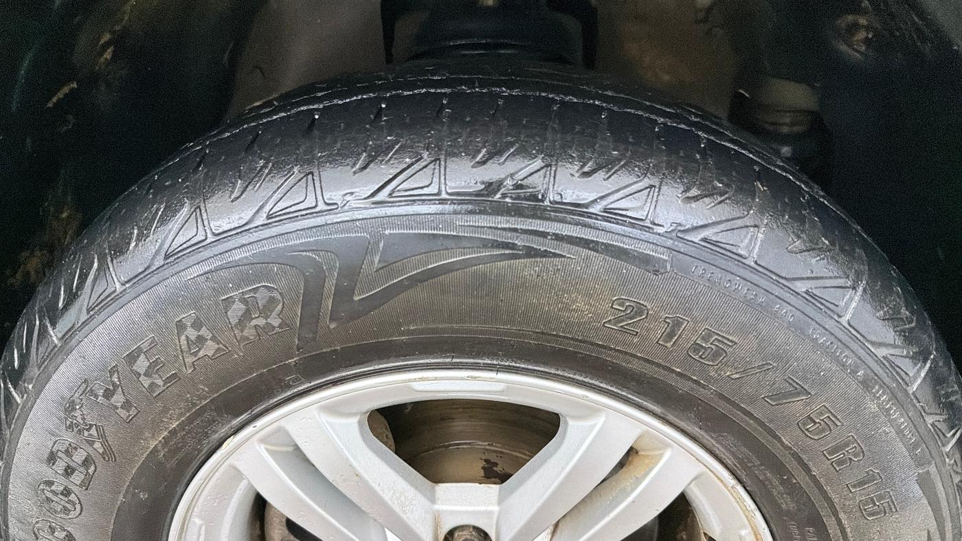 2022 Mahindra BOLERO NEO N10 R, Diesel, Manual, 45,680 km, Right Front Tyre Tread