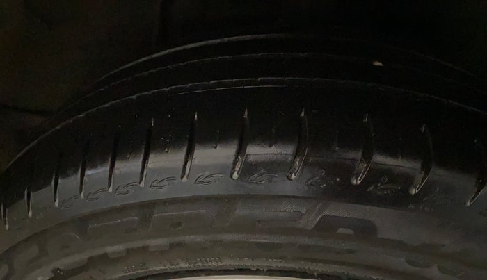 2022 Tata ALTROZ XT DIESEL, Diesel, Manual, 70,389 km, Left Rear Tyre Tread