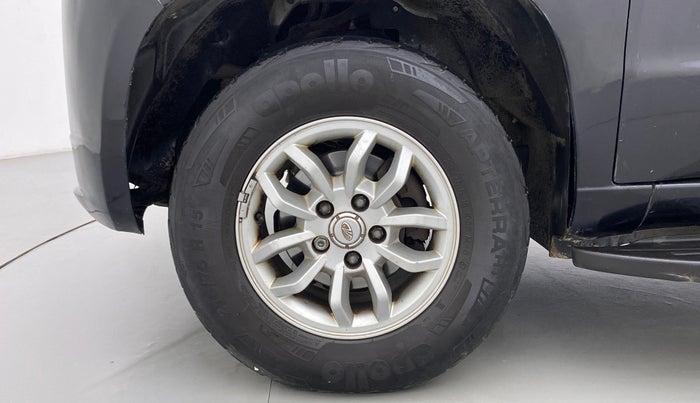 2016 Mahindra TUV300 T8, Diesel, Manual, 62,675 km, Left Front Wheel