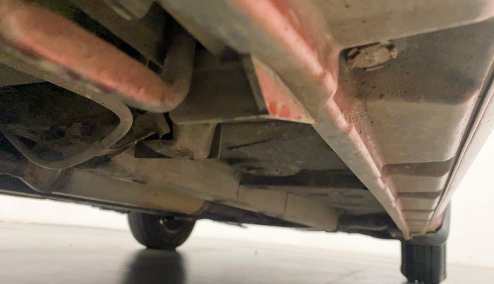 2010 Maruti Swift VXI, Petrol, Manual, 37,168 km, Right Side Underbody