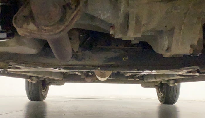 2010 Maruti Swift VXI, Petrol, Manual, 37,168 km, Front Underbody