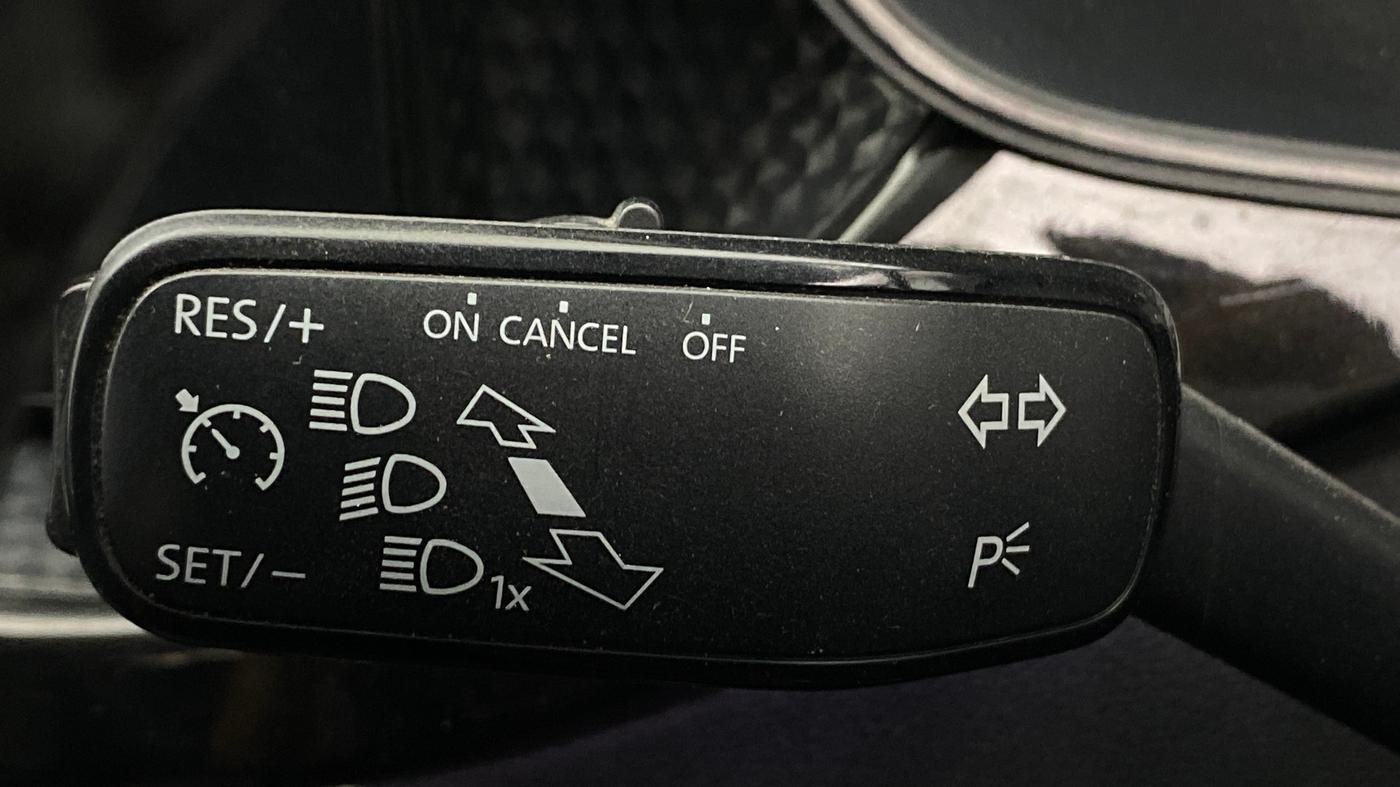 2021 Skoda KUSHAQ STYLE 1.0L TSI MT, Petrol, Manual, 79,188 km, Adaptive Cruise Control