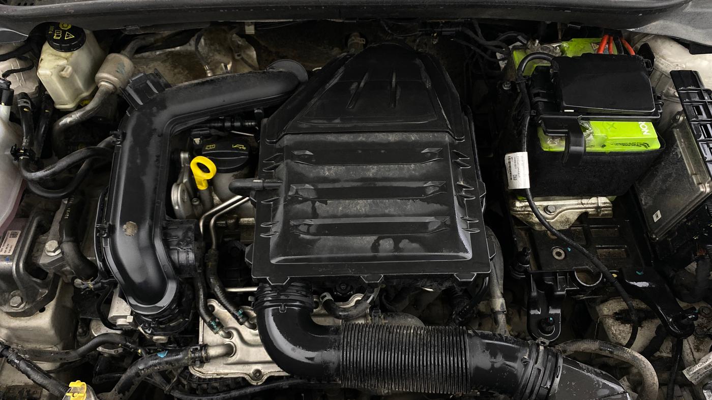 2021 Skoda KUSHAQ STYLE 1.0L TSI MT, Petrol, Manual, 79,188 km, Engine View