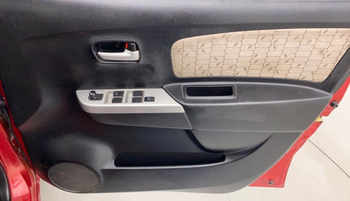 2015 Maruti Wagon R 1.0 VXI, Petrol, Manual, 52,228 km, Driver Side Door Panels Control