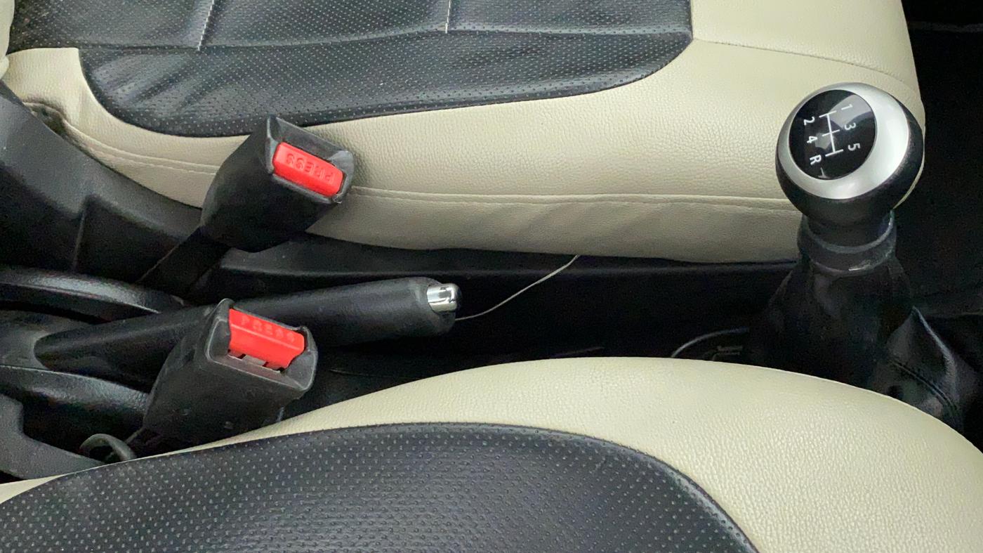 2018 Maruti Wagon R 1.0 VXI, Petrol, Manual, 13,529 km, Gear Lever