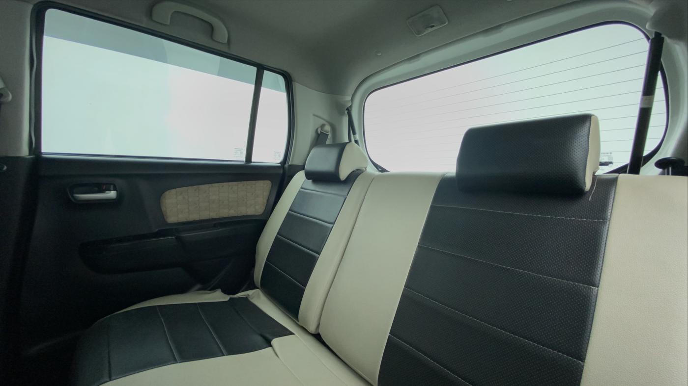 2018 Maruti Wagon R 1.0 VXI, Petrol, Manual, 13,529 km, Right Side Door Cabin View
