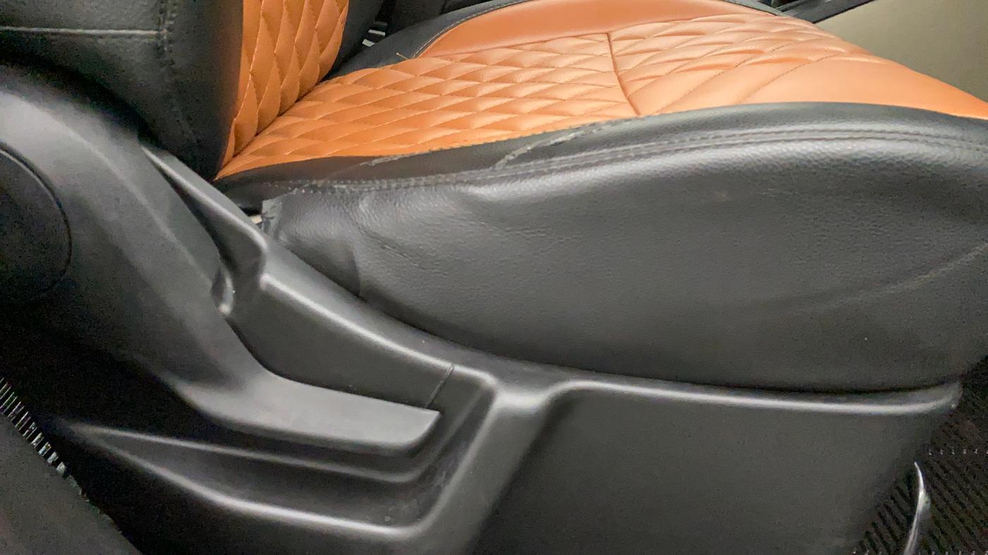 2019 Maruti New Wagon-R LXI CNG (O) 1.0, CNG, Manual, 60,155 km, Driver Side Adjustment Panel
