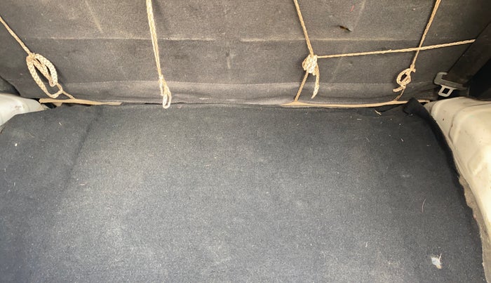 2013 Hyundai Eon MAGNA +, Petrol, Manual, 40,001 km, Boot Inside