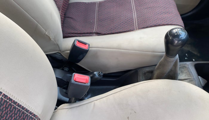 2013 Hyundai Eon MAGNA +, Petrol, Manual, 40,001 km, Gear Lever