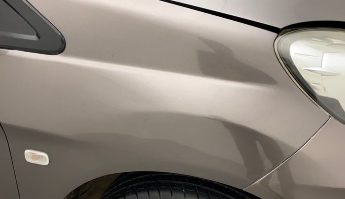 2014 Honda Brio S MT, Petrol, Manual, 69,651 km, Right fender - Slight discoloration