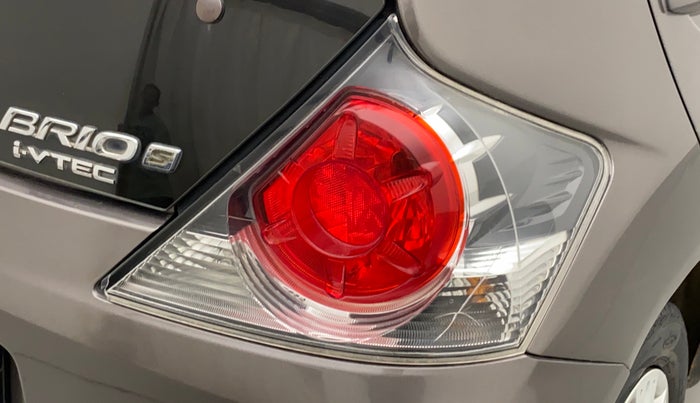 2014 Honda Brio S MT, Petrol, Manual, 69,651 km, Right tail light - Minor damage