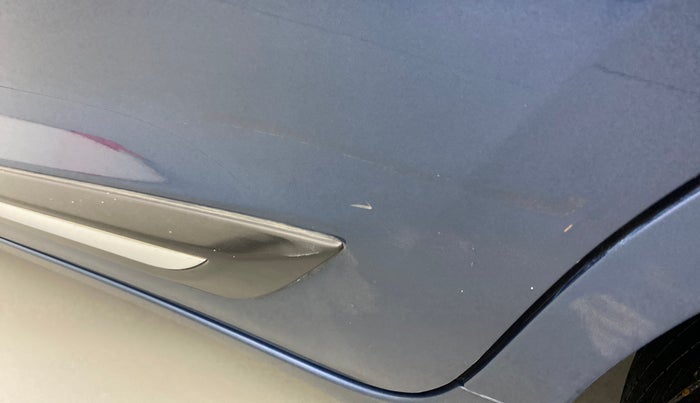 2017 Maruti Baleno ALPHA CVT PETROL 1.2, Petrol, Automatic, 52,712 km, Rear left door - Minor scratches