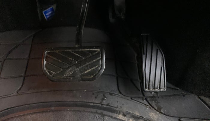 2017 Maruti Baleno ALPHA CVT PETROL 1.2, Petrol, Automatic, 52,712 km, Pedals