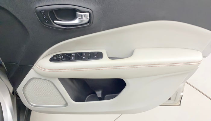 2020 Jeep Compass LIMITED PLUS PETROL AT, Petrol, Automatic, 33,765 km, Driver Side Door Panels Control
