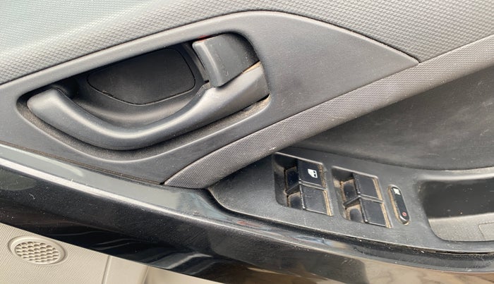 2018 Tata NEXON XM PETROL, Petrol, Manual, 60,331 km, Driver Side Door Panels Control