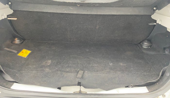 2024 Tata PUNCH ACCOMPLISHED DAZZLE SUNROOF CNG MT, CNG, Manual, 39,304 km, Boot Inside