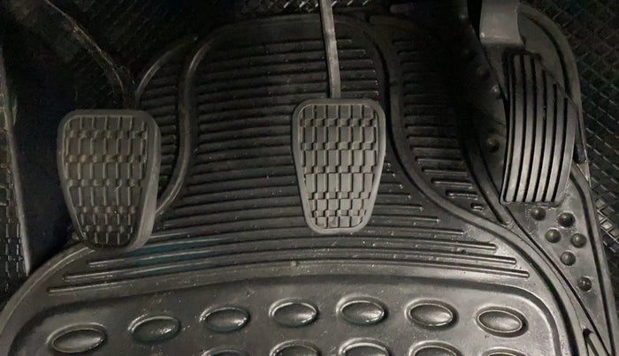 2024 Tata PUNCH ACCOMPLISHED DAZZLE SUNROOF CNG MT, CNG, Manual, 39,304 km, Pedals