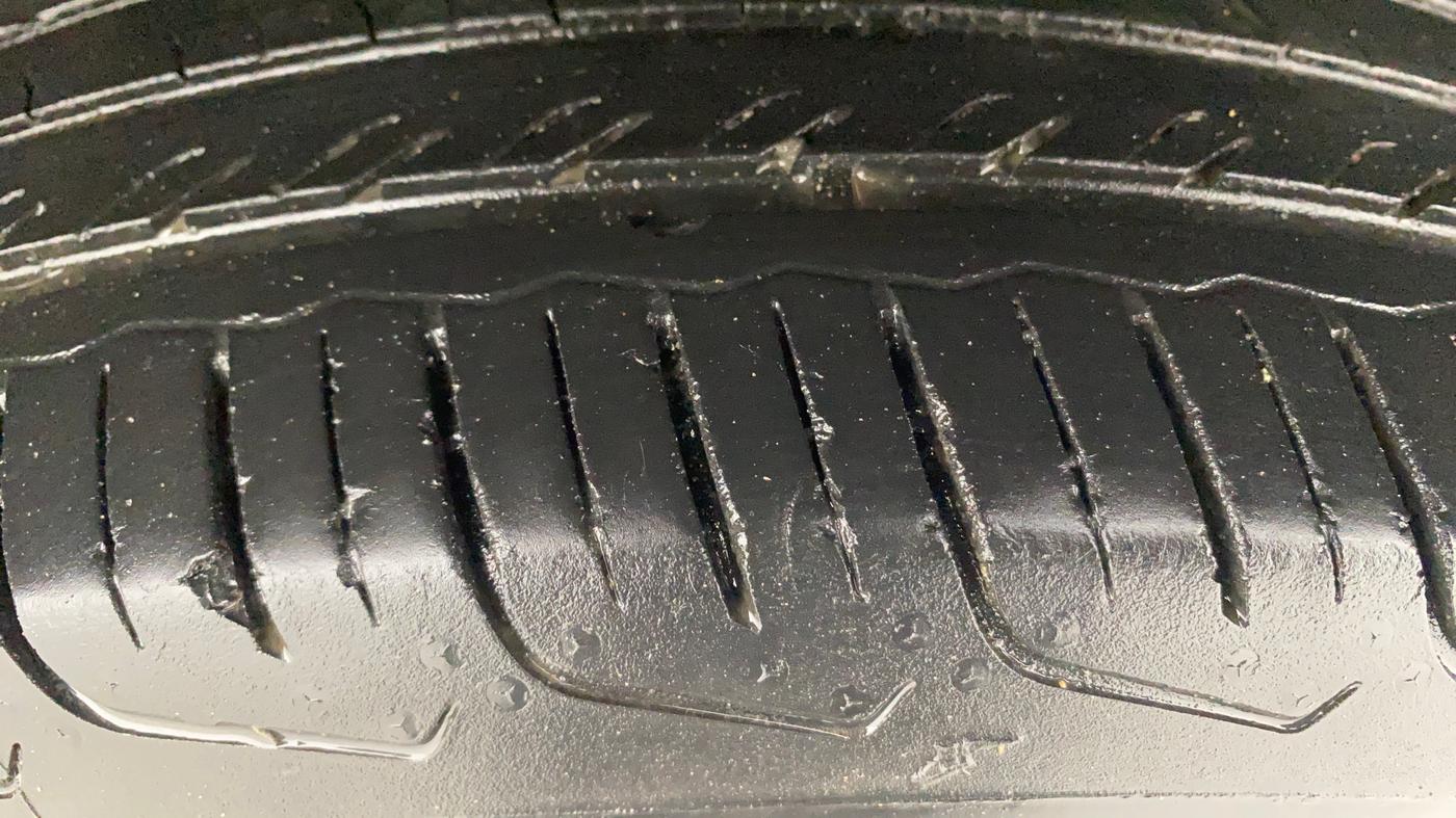 2024 Tata PUNCH ACCOMPLISHED DAZZLE SUNROOF CNG MT, CNG, Manual, 39,533 km, Left Rear Tyre Tread