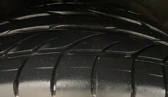 2018 Ford Ecosport TITANIUM 1.5L PETROL, Petrol, Manual, 70,386 km, Right Rear Tyre Tread