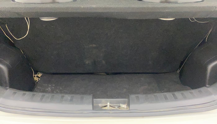 2013 Maruti Swift VXI, Petrol, Manual, 63,029 km, Boot Inside