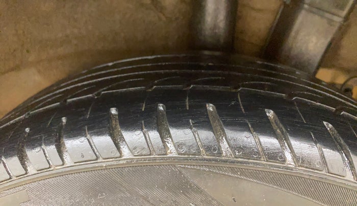 2015 Hyundai Grand i10 ASTA 1.2 KAPPA VTVT, Petrol, Manual, 80,994 km, Left Rear Tyre Tread