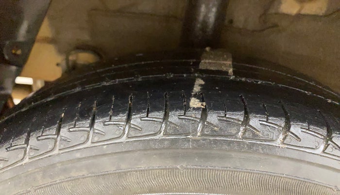 2015 Hyundai Grand i10 ASTA 1.2 KAPPA VTVT, Petrol, Manual, 80,994 km, Right Rear Tyre Tread