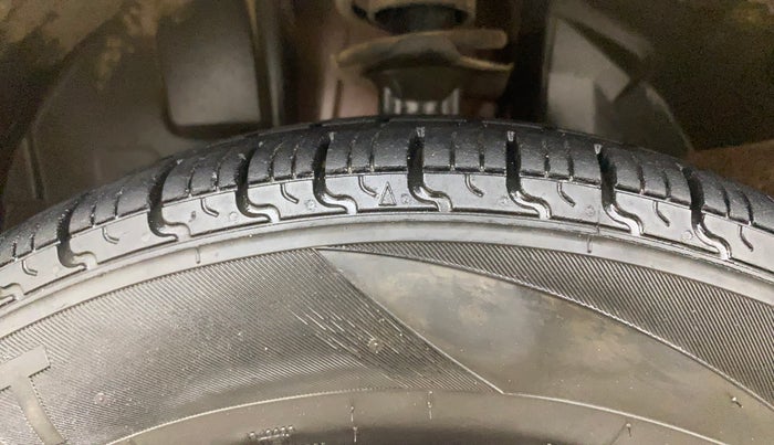 2022 Renault Kwid RXL 1.0, Petrol, Manual, 68,751 km, Left Front Tyre Tread