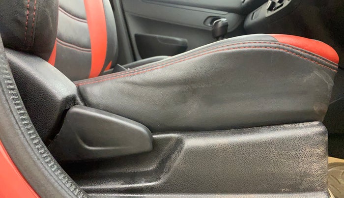 2022 Renault Kwid RXL 1.0, Petrol, Manual, 68,751 km, Driver Side Adjustment Panel