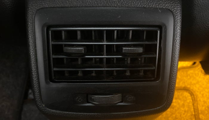 2018 Hyundai Grand i10 SPORTZ AT 1.2 KAPPA VTVT, Petrol, Automatic, 42,433 km, Rear AC Vents