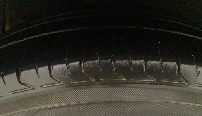 2017 Hyundai Xcent S 1.2, Petrol, Manual, 57,919 km, Right Rear Tyre Tread