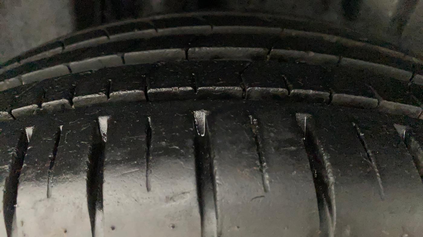 2023 Maruti Baleno ALPHA 1.2 AGS, CNG, Automatic, 12,190 km, Right Rear Tyre Tread