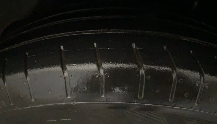 2019 Hyundai Creta SX 1.6 PETROL, Petrol, Manual, 88,198 km, Left Rear Tyre Tread