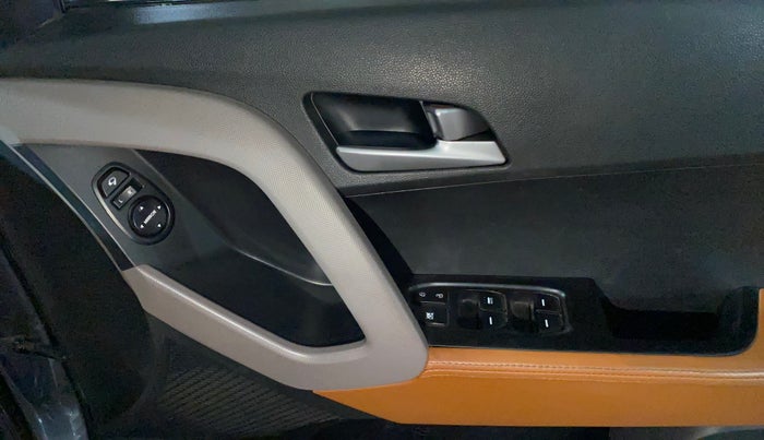 2019 Hyundai Creta SX 1.6 PETROL, Petrol, Manual, 88,198 km, Driver Side Door Panels Control