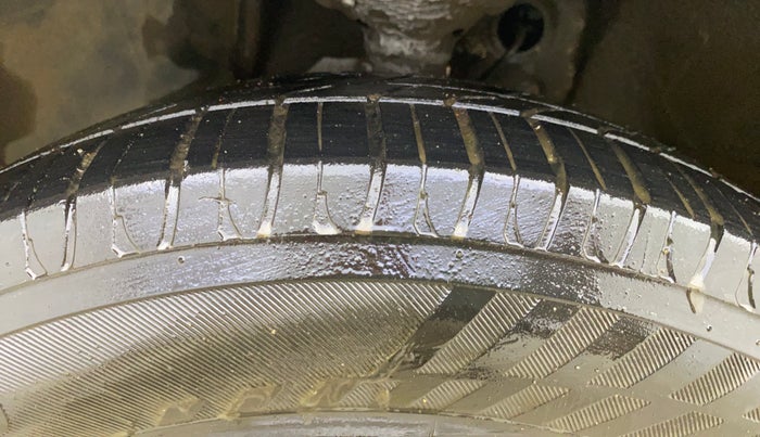 2022 Maruti New Wagon-R VXI CNG 1.0, CNG, Manual, 68,865 km, Left Front Tyre Tread