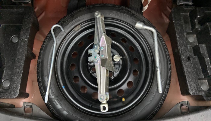 2015 Maruti Wagon R 1.0 VXI AMT, Petrol, Automatic, 64,186 km, Spare Tyre