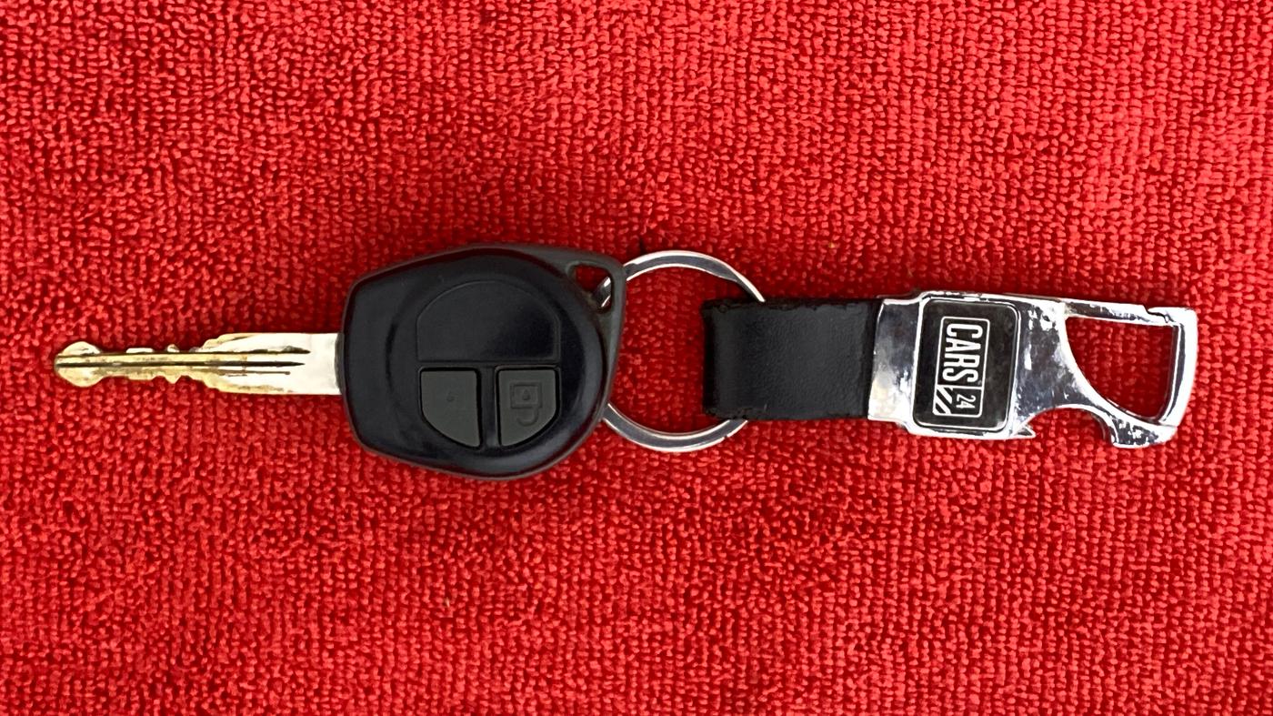 2016 Maruti Swift Dzire VXI OPT, Petrol, Manual, 43,422 km, Key Close Up