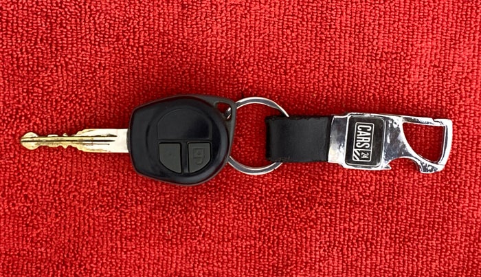 2016 Maruti Swift Dzire VXI OPT, Petrol, Manual, 43,422 km, Key Close Up