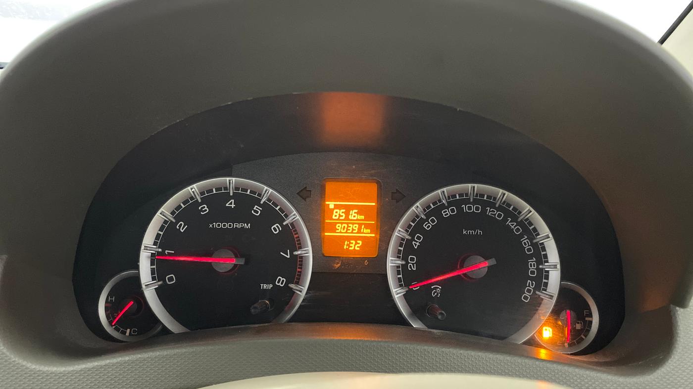 2014 Maruti Ertiga VXI, Petrol, Manual, 90,383 km, Odometer Image