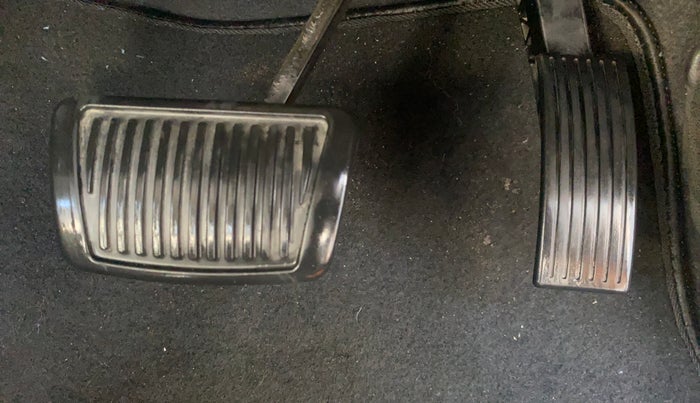 2017 Hyundai Elite i20 MAGNA 1.4 AT, Petrol, Automatic, 33,734 km, Pedals