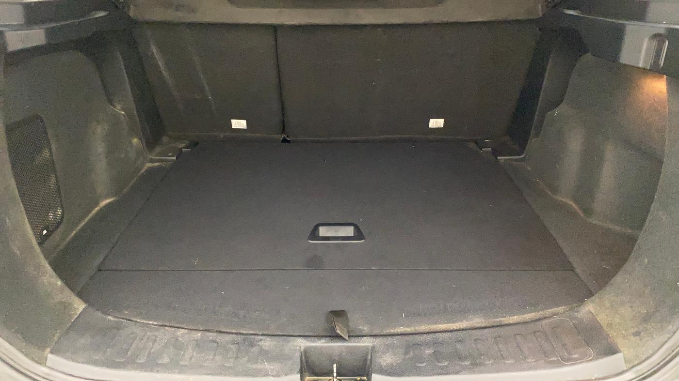 2020 Tata Harrier XZA 2.0L, Diesel, Automatic, 60,444 km, Boot Inside