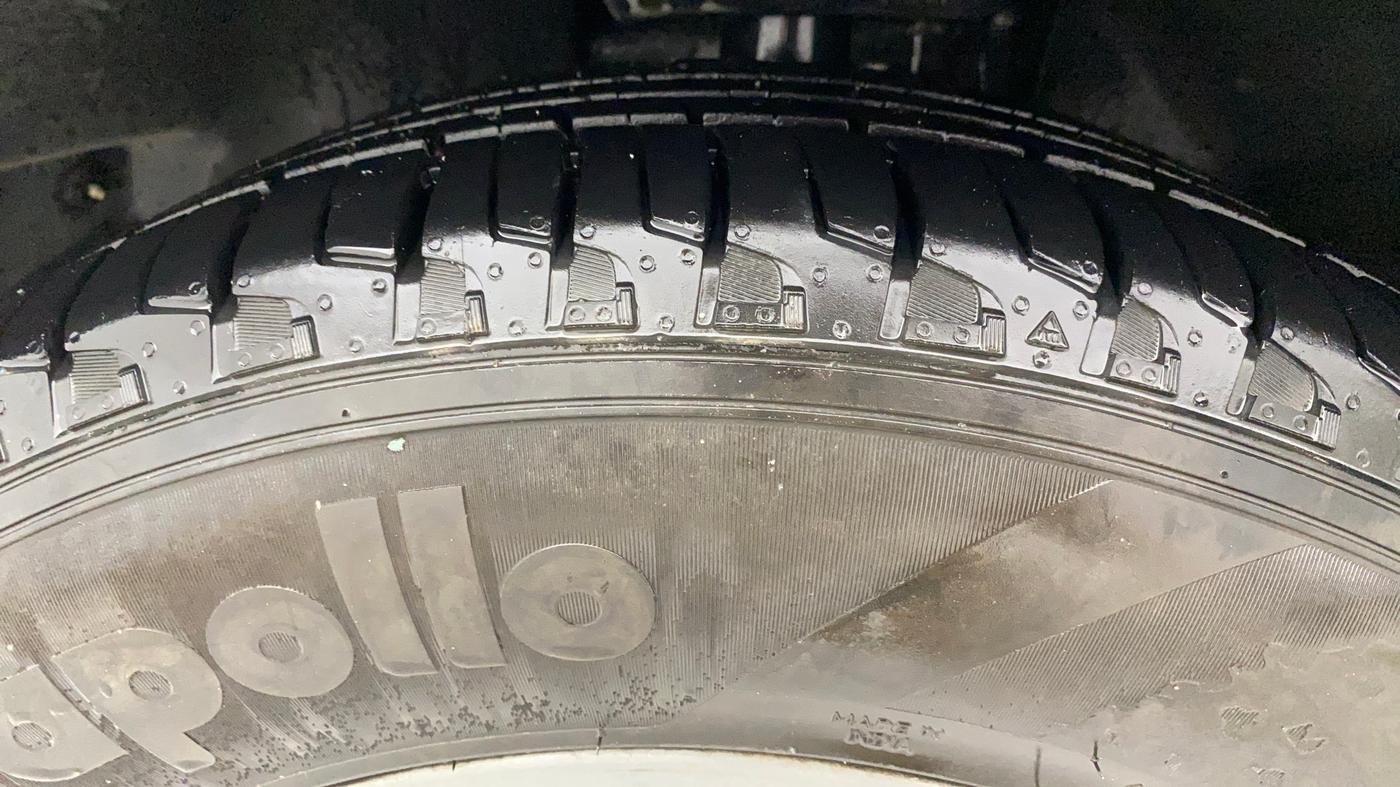 2020 Tata Harrier XZA 2.0L, Diesel, Automatic, 60,444 km, Left Front Tyre Tread
