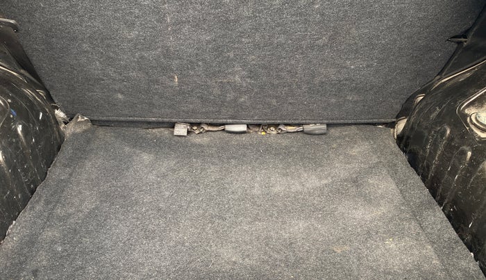 2018 Renault Kwid RXT 1.0 (O), Petrol, Manual, 29,355 km, Boot Inside